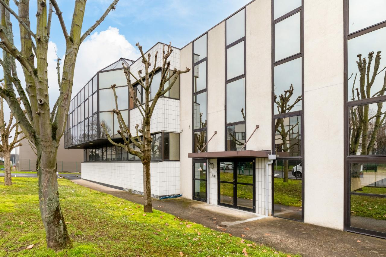 Local d'activité Nanterre 1937m² Location local d'activité Nanterre Hauts-de-Seine OLACT2312015 1
